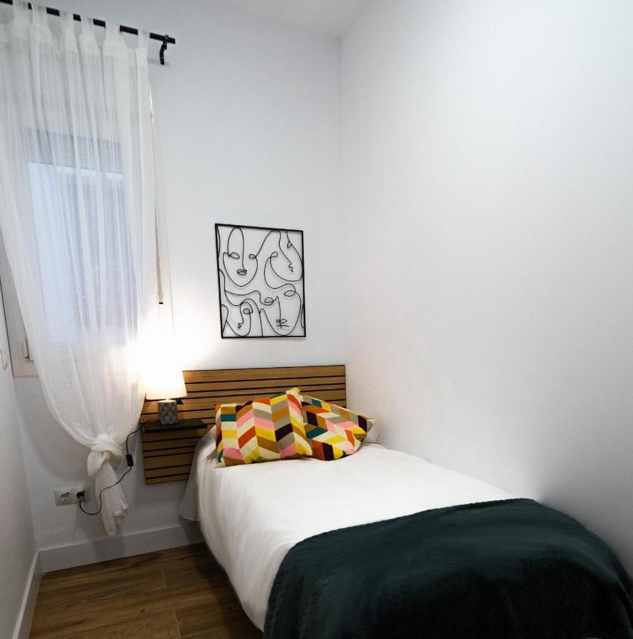 Ferienwohnung 2 A 6 Pax Museos Y Ronda De Atocha Madrid Exterior foto
