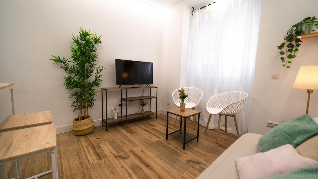 Ferienwohnung 2 A 6 Pax Museos Y Ronda De Atocha Madrid Exterior foto
