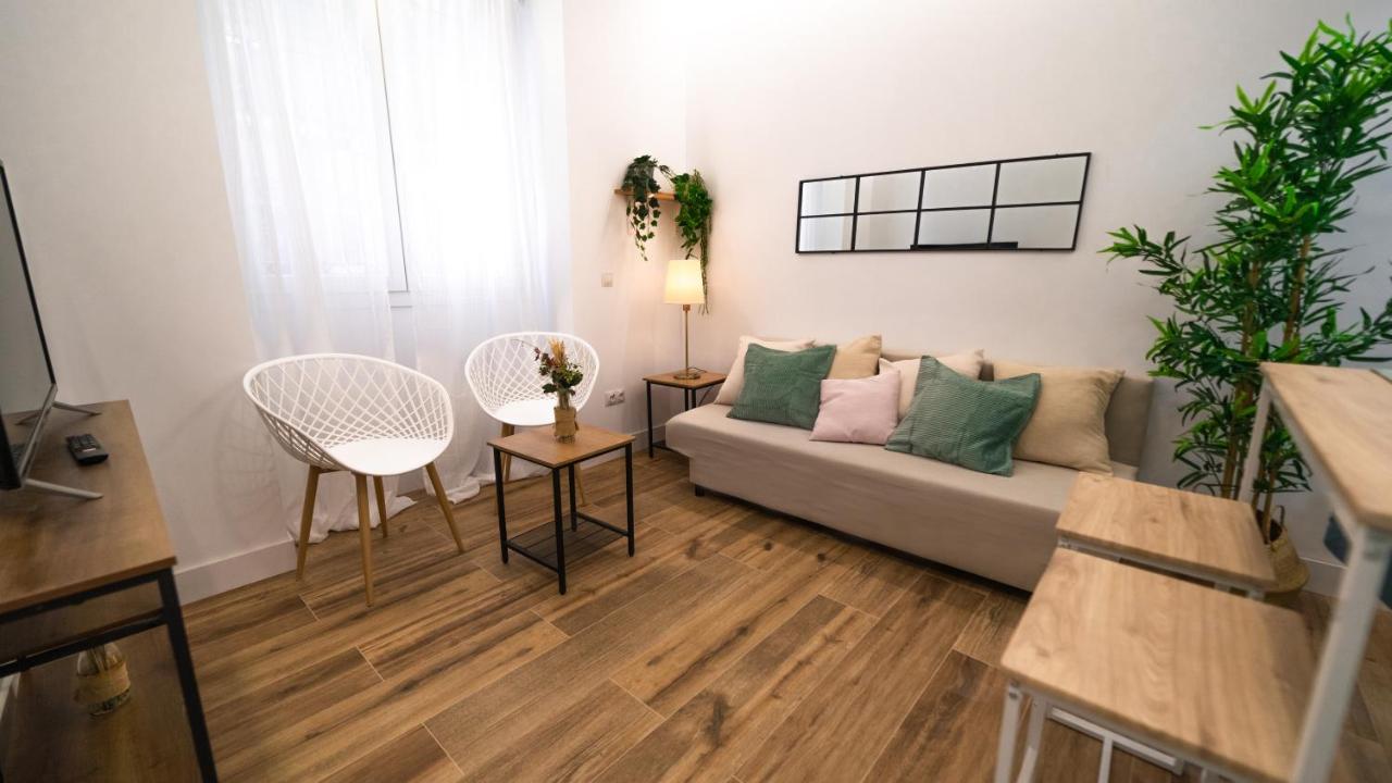 Ferienwohnung 2 A 6 Pax Museos Y Ronda De Atocha Madrid Exterior foto